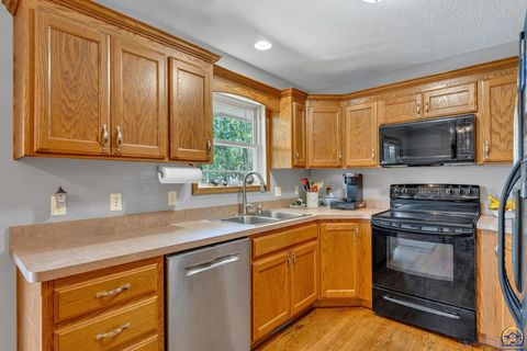 Tiny photo for 4103 SE 23rd Ter, Tecumseh, KS 66542 (MLS # 245555)
