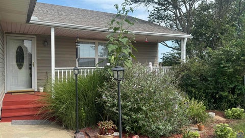 Tiny photo for 5335 Sumner Ct, St. Marys, KS 66536 (MLS # 246335)