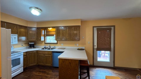 Tiny photo for 5335 Sumner Ct, St. Marys, KS 66536 (MLS # 246335)