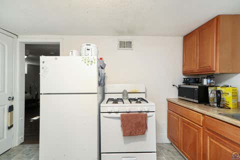 Tiny photo for 1121 N Juliette Ave, Manhattan, KS 66502 (MLS # 246045)