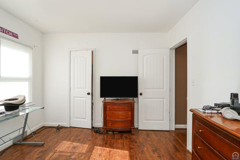 Tiny photo for 1121 N Juliette Ave, Manhattan, KS 66502 (MLS # 246045)