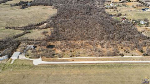 Tiny photo for 66 Hollingsworth Rd, Basehor, KS 66007 (MLS # 243537)