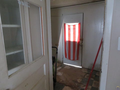 Tiny photo for 809 Liberty St, Oskaloosa, KS 66066 (MLS # 246802)