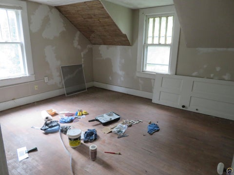 Tiny photo for 809 Liberty St, Oskaloosa, KS 66066 (MLS # 246802)