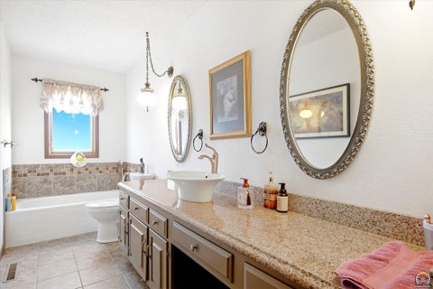 Tiny photo for 2929 SW Lagito Dr, Topeka, KS 66614 (MLS # 246568)