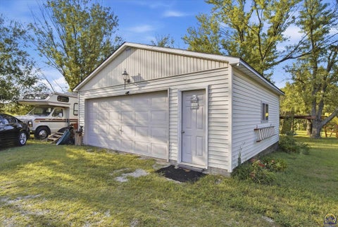 Tiny photo for 2929 SW Lagito Dr, Topeka, KS 66614 (MLS # 246568)