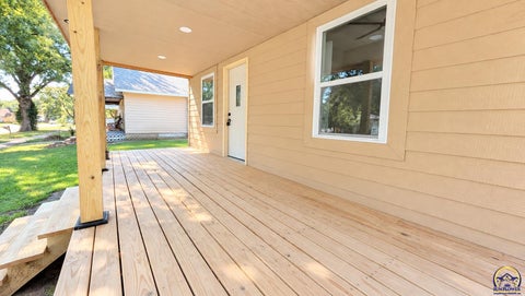 Tiny photo for 17 Neosho St, Emporia, KS 66801 (MLS # 246773)