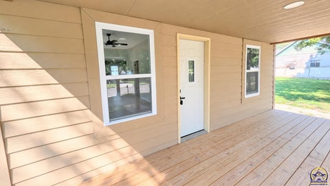 Tiny photo for 17 Neosho St, Emporia, KS 66801 (MLS # 246773)