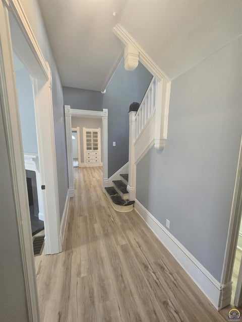 Tiny photo for 619 SW Buchanan St, Topeka, KS 66606 (MLS # 245686)
