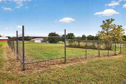 Tiny photo for 17208 Bowser Dr, Hoyt, KS 66440 (MLS # 246820)
