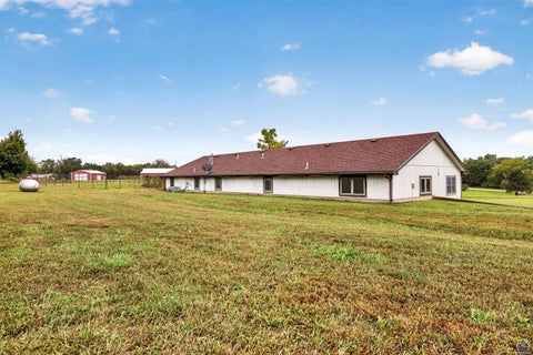 Tiny photo for 17208 Bowser Dr, Hoyt, KS 66440 (MLS # 246820)