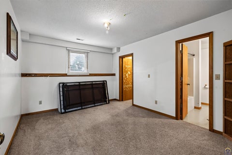 Tiny photo for 17208 Bowser Dr, Hoyt, KS 66440 (MLS # 246820)