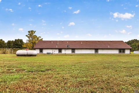 Tiny photo for 17208 Bowser Dr, Hoyt, KS 66440 (MLS # 246820)