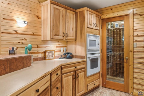Tiny photo for 10047 SW 101st St, Auburn, KS 66402 (MLS # 243549)