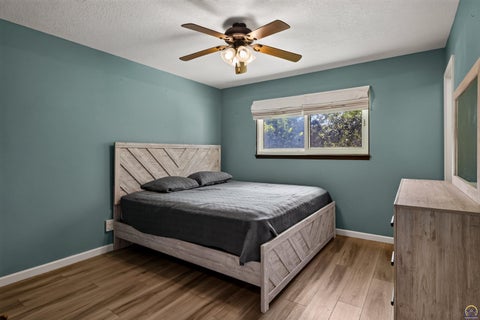 Tiny photo for 2555 SE Tidewater Dr, Topeka, KS 66605 (MLS # 245635)