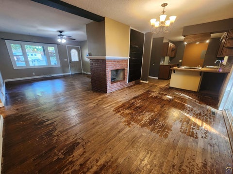 Tiny photo for 1239 Tomahawk Dr, Emporia, KS 66801 (MLS # 246441)