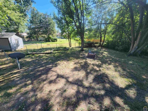Tiny photo for 1239 Tomahawk Dr, Emporia, KS 66801 (MLS # 246441)