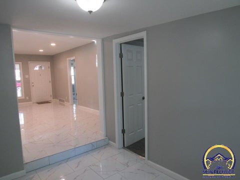 Tiny photo for 2215 SW 8th Ave, Topeka, KS 66605 (MLS # 246630)