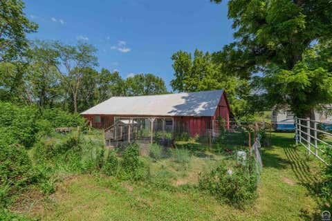Tiny photo for 3260 NE 31st St, Grantville, KS 66429 (MLS # 245719)