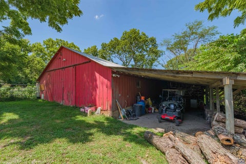 Tiny photo for 3260 NE 31st St, Grantville, KS 66429 (MLS # 245719)