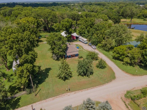 Tiny photo for 3260 NE 31st St, Grantville, KS 66429 (MLS # 245719)