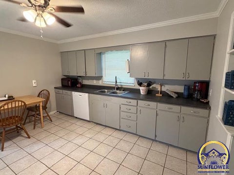 Tiny photo for 715 Market St, Osage City, KS 66523 (MLS # 246769)