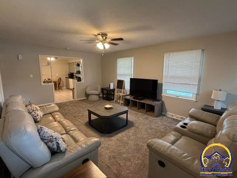 Tiny photo for 715 Market St, Osage City, KS 66523 (MLS # 246769)