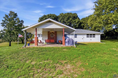 Tiny photo for 7948 NE Indian Creek Rd, Topeka, KS 66617 (MLS # 247139)