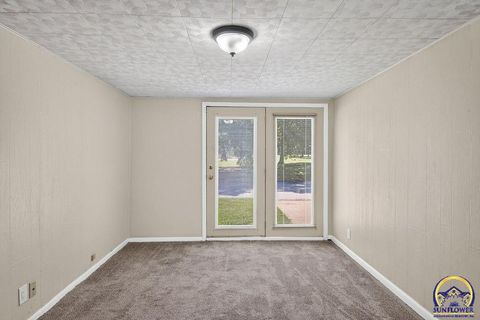Tiny photo for 1106 Kansas St, Leavenworth, KS 66048 (MLS # 245639)