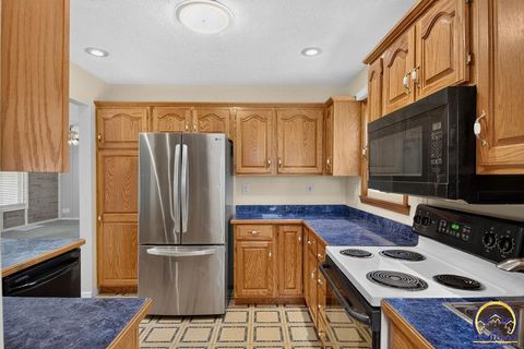 Tiny photo for 1106 Kansas St, Leavenworth, KS 66048 (MLS # 245639)