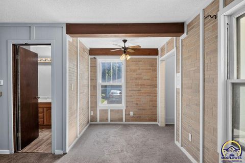 Tiny photo for 1106 Kansas St, Leavenworth, KS 66048 (MLS # 245639)