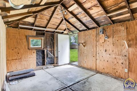 Tiny photo for 1106 Kansas St, Leavenworth, KS 66048 (MLS # 245639)