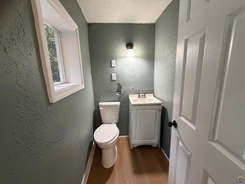 Tiny photo for 1105 SW Western Ave, Topeka, KS 66604 (MLS # 245093)