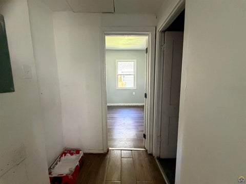 Tiny photo for 1105 SW Western Ave, Topeka, KS 66604 (MLS # 245093)