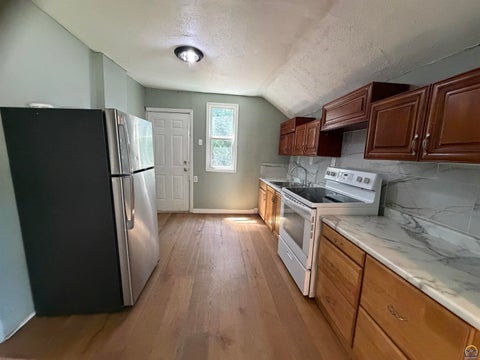 Tiny photo for 1105 SW Western Ave, Topeka, KS 66604 (MLS # 245093)