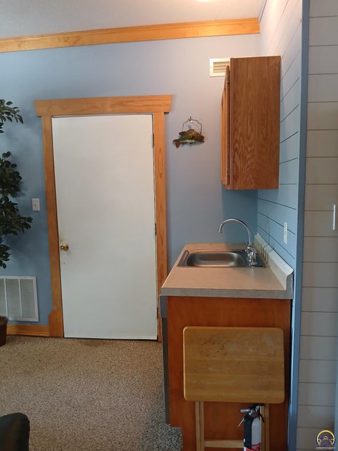 Tiny photo for 21449 S Sail A Way Dr, Overbrook, KS 66524 (MLS # 246416)