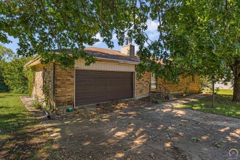 Tiny photo for 3605 SE Colorado Ave, Topeka, KS 66605 (MLS # 246909)