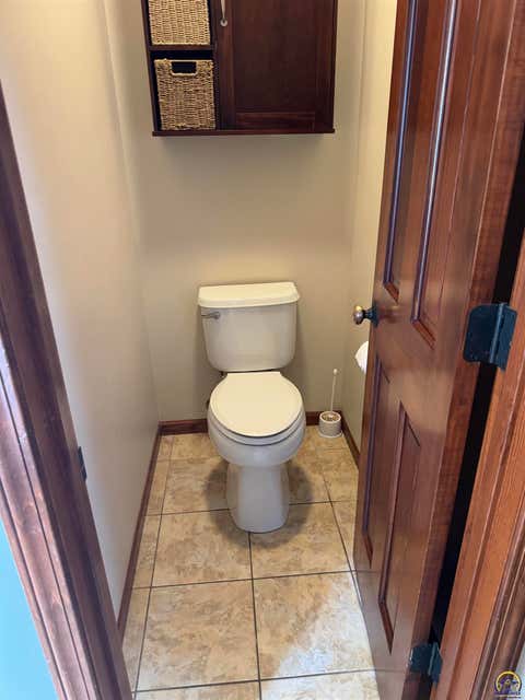 Tiny photo for 3404 SE 39th Ter, Topeka, KS 66609 (MLS # 245190)