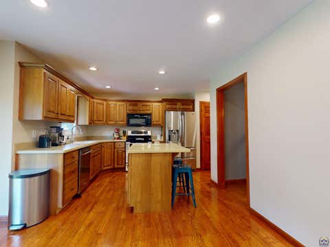 Tiny photo for 3404 SE 39th Ter, Topeka, KS 66609 (MLS # 245190)