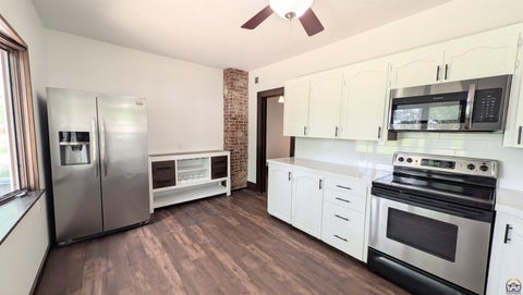 Tiny photo for 1830 E 6th Ave, Emporia, KS 66801 (MLS # 244280)