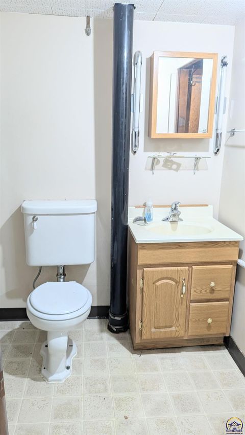 Tiny photo for 1830 E 6th Ave, Emporia, KS 66801 (MLS # 244280)
