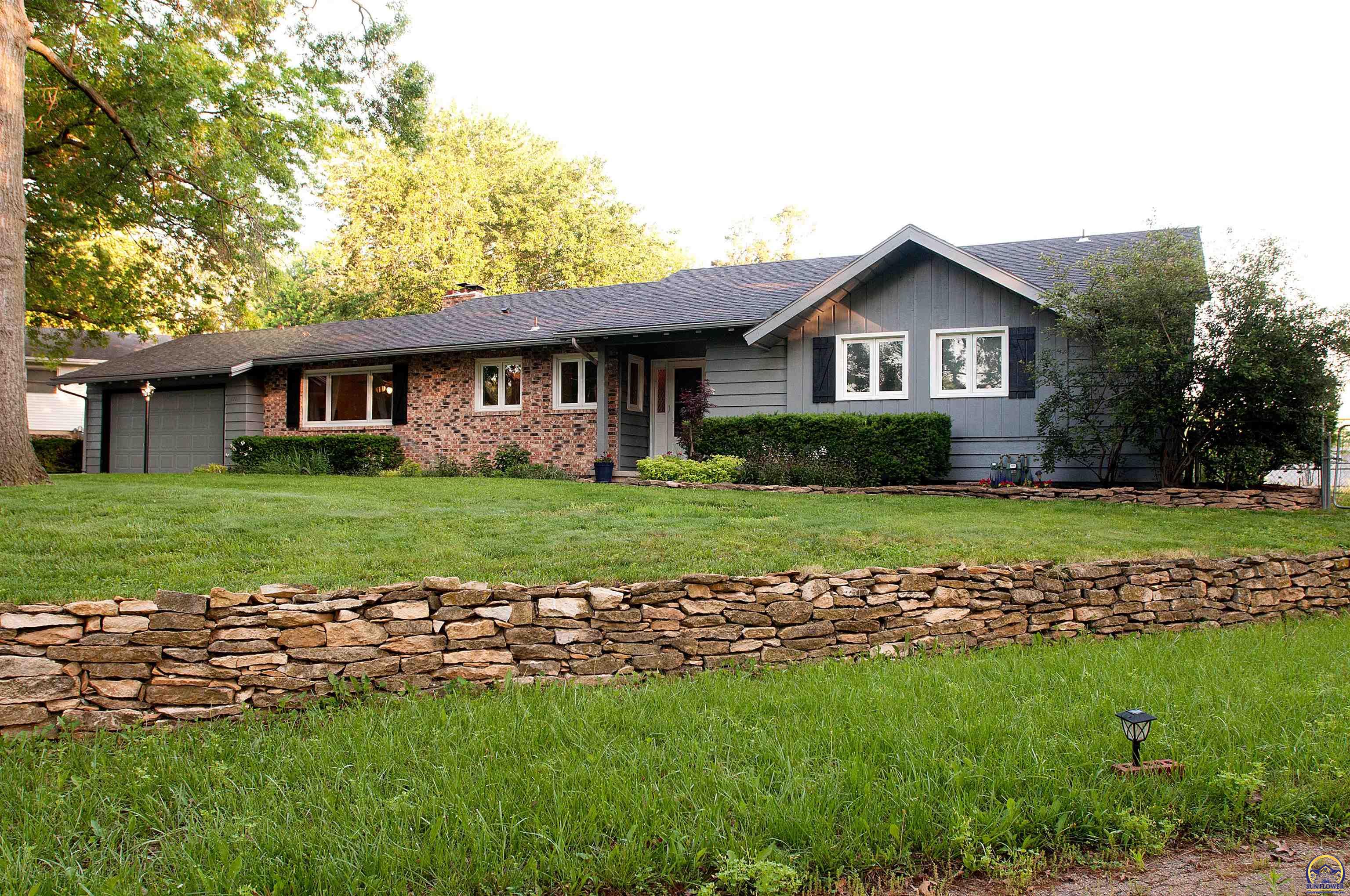 Topeka, Kansas 66606, United States, 5 Bedrooms Bedrooms, ,3 BathroomsBathrooms,Residential,Pending,57515 Topeka, Kansas 66606, United States, 5 Bedrooms Bedrooms, ,3 BathroomsBathrooms,Residential,Pending,57515