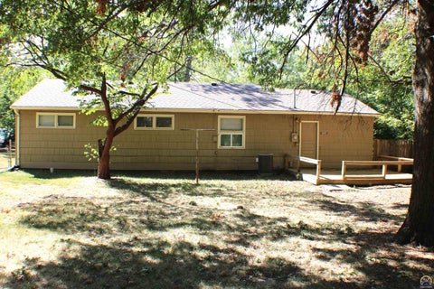 Tiny photo for 2526 SE Colorado Ave, Topeka, KS 66604 (MLS # 246442)