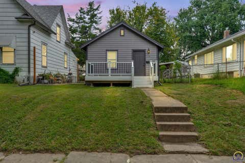 Tiny photo for 1135 SW Woodward Ave, Topeka, KS 66604 (MLS # 246108)