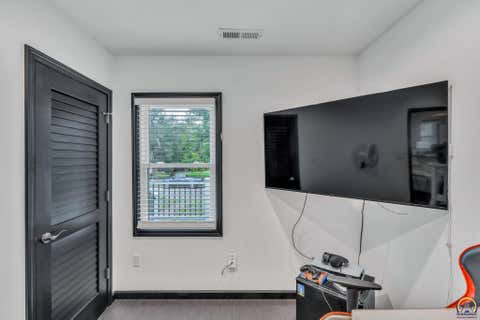 Tiny photo for 1135 SW Woodward Ave, Topeka, KS 66604 (MLS # 246108)
