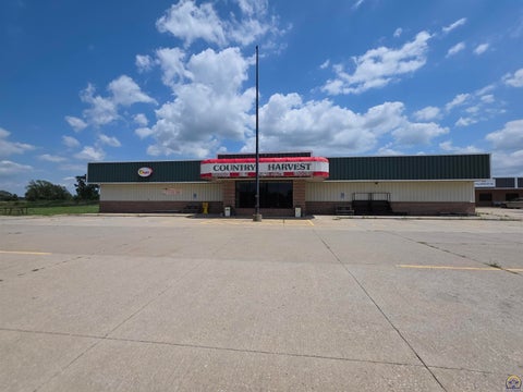 Photo of 7312 K-4 Hwy, Meriden, KS 66512 (MLS # 245226)