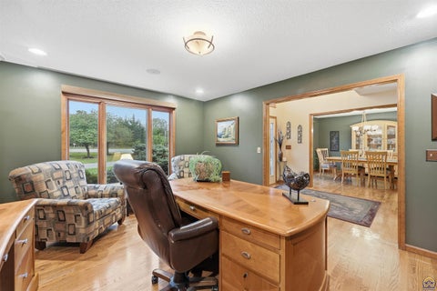 Tiny photo for 4135 SW Indian Hills Rd, Topeka, KS 66610 (MLS # 247134)