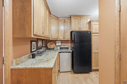 Tiny photo for 4135 SW Indian Hills Rd, Topeka, KS 66610 (MLS # 247134)