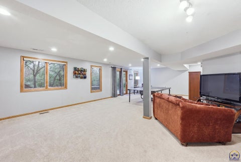 Tiny photo for 4135 SW Indian Hills Rd, Topeka, KS 66610 (MLS # 247134)