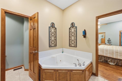 Tiny photo for 4135 SW Indian Hills Rd, Topeka, KS 66610 (MLS # 247134)